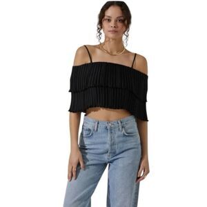 ASTR The Label Pleated Tiered Convertible Camisole Top NWT Size Small